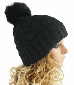 Warme kabel wintermuts met pompon met met fleece voering kleur zwart