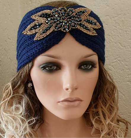 Trendy hoofdband haarband van acryl met broche in verschillende kleuren maat one size