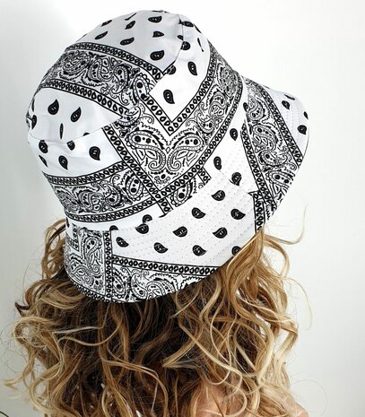 Bucket hat vissershoed met paisley print zomers festival hoedje kleur wit