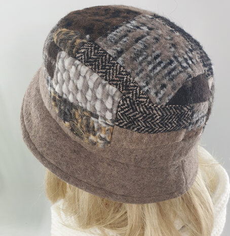 Wollen dameshoed winterhoed beige bruin mix