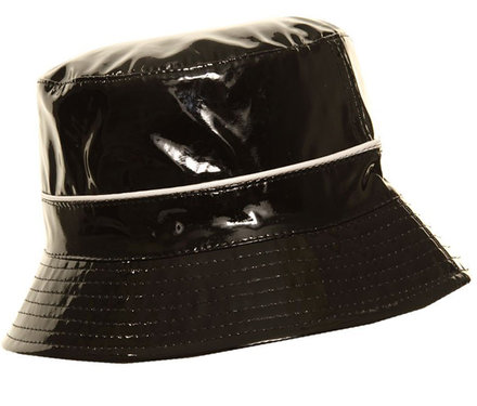 Lak bucket regenhoedje kleur zwart