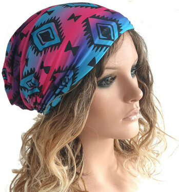 Muts beanie aztec print ethno chemomuts kleur blauw paars roze maat one size