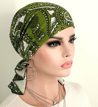 Bandana chemomuts hoofddoek voor haarverlies kleur groen paisley print