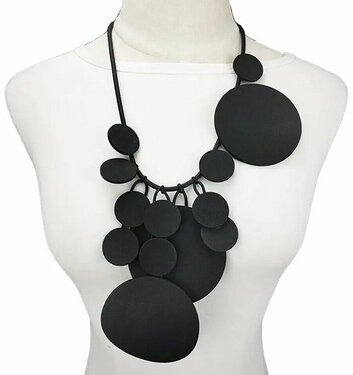 Lagenlook ketting kautschuk rubber kleur zwart 