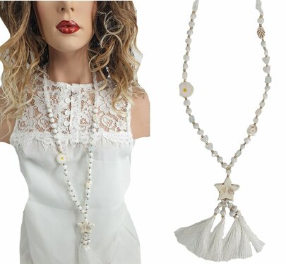 Lange Ibiza look ketting ster met en kwastjes kleur wit