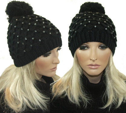 Prachtige winter dames muts met strass steentjes kleur zwart