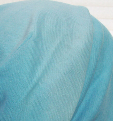 Chemo longbeanie dubbellaags aqua blauw batik beide kanten draagbaar