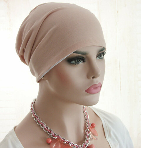 Chemomuts beanie kort of lang te dragen kleur roze maat one size