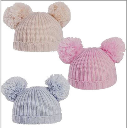 Leuk baby wintermutsje met pompons